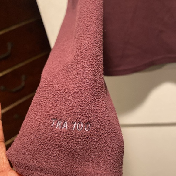 The North Face Maroon and Gray Half-Zip Pullover - Picture 9 of 10